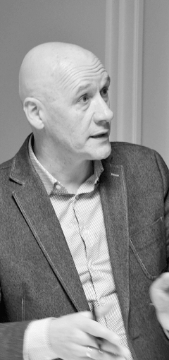 Marco Van Den Bosch400